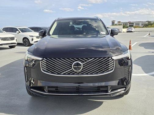 2025 Volvo XC90 Plug-In Hybrid T8 Ultra 7-Seater
