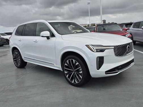 2025 Volvo XC90 Plug-In Hybrid T8 Plus 6-Seater