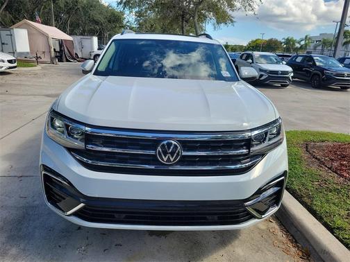2021 Volkswagen Atlas 3.6 V6 SE w/ Technology R-Line
