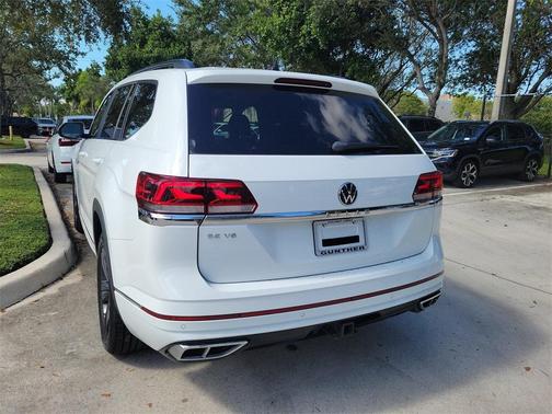 2021 Volkswagen Atlas 3.6 V6 SE w/ Technology R-Line