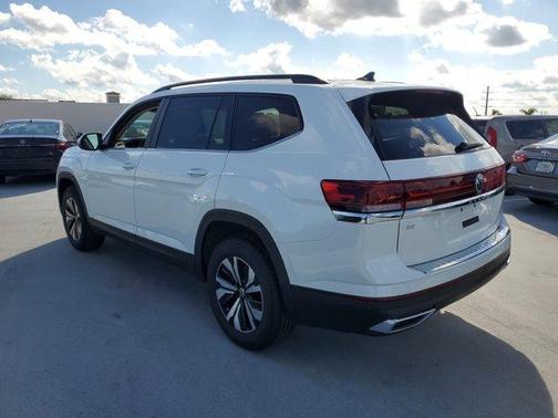 2026 Volkswagen Atlas 2.0T SE