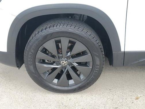 2023 Volkswagen Taos 1.5T S