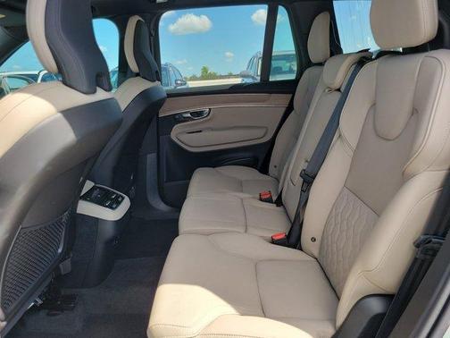 Metallic 2026 Volvo XC90 B6 Plus 7-Seater