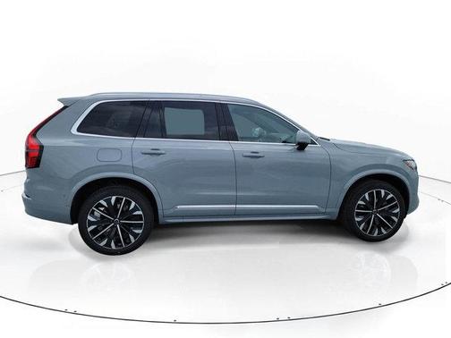 Metallic 2026 Volvo XC90 B6 Plus 7-Seater