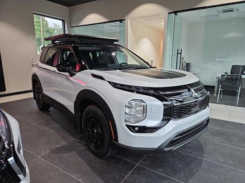2025 Mitsubishi Outlander Trail Edition
