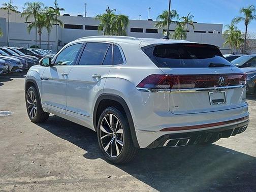2025 Volkswagen Atlas Cross Sport 2.0T SEL Premium R-Line