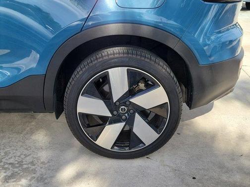 2023 Volvo C40 Recharge Pure Electric Twin Ultimate
