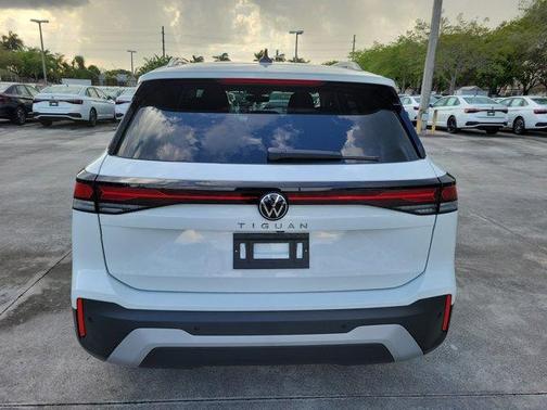 2026 Volkswagen Tiguan 2.0T S
