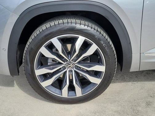 2023 Volkswagen Atlas 3.6L SEL Premium R-Line