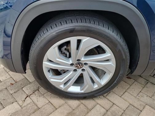 2023 Volkswagen Atlas Cross Sport 3.6L V6 SE w/Technology
