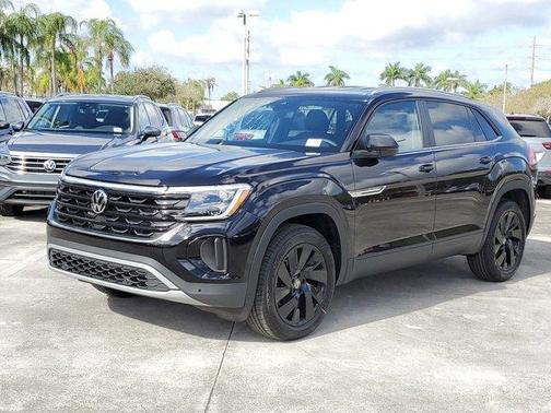 2025 Volkswagen Atlas Cross Sport 2.0T SE w/Technology
