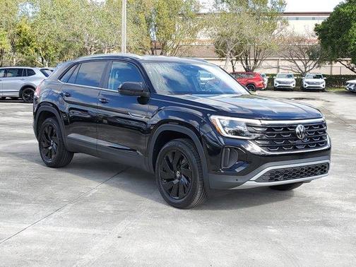 2025 Volkswagen Atlas Cross Sport 2.0T SE w/Technology