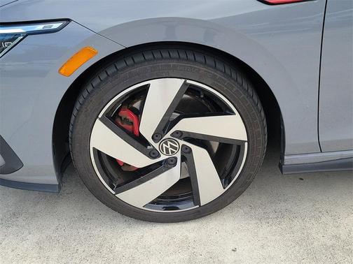 2022 Volkswagen Golf GTI 2.0T SE