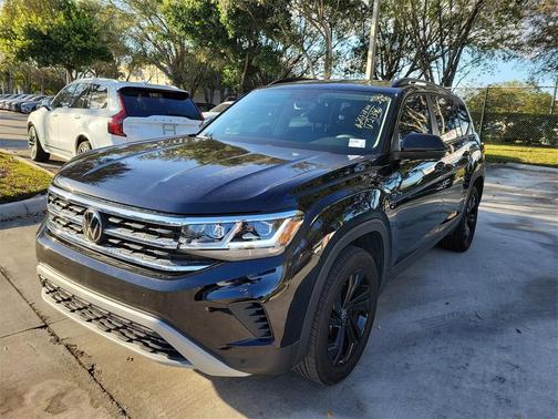 2023 Volkswagen Atlas 3.6L SE w/Technology