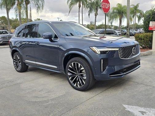 2025 Volvo XC90 Plug-In Hybrid T8 Plus 7-Seater