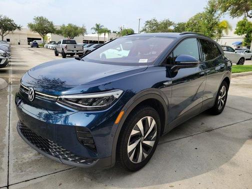 2023 Volkswagen ID.4 Pro