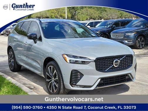 2024 Volvo XC60 B5 Plus Dark Theme