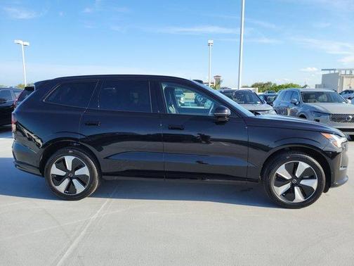 2025 Volvo EX90 Twin Motor Performance Plus