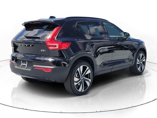 Onyx Black 2026 Volvo XC40 B5 Plus
