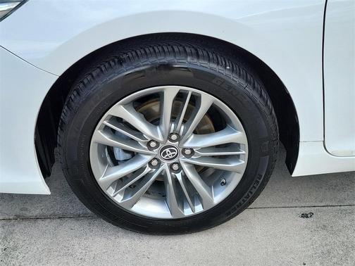 2017 Toyota Camry XLE