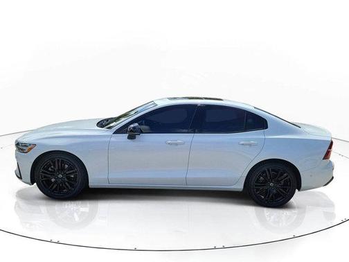 Crystal White 2024 Volvo S60 B5 Plus Black Edition