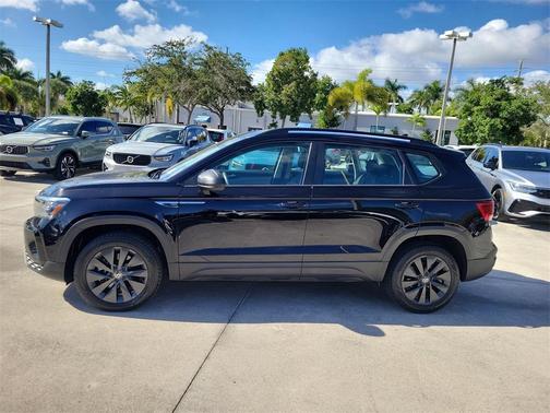 2024 Volkswagen Taos 1.5T S