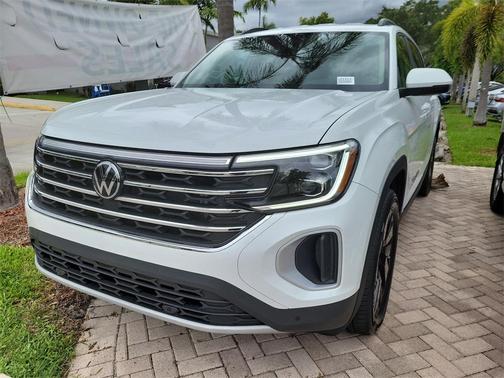 2024 Volkswagen Atlas 2.0T SE w/Technology