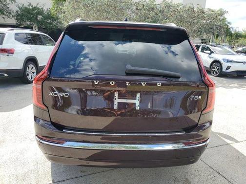 2025 Volvo XC90 Plug-In Hybrid T8 Core 7-Seater