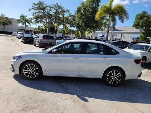 2025 Volkswagen Jetta 1.5T Sport