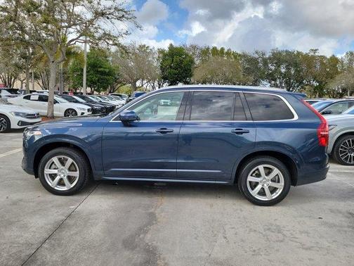 2023 Volvo XC90 B5 Core