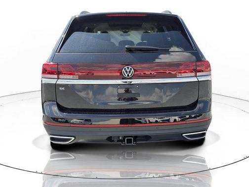 Deep Black Pearl Effect 2026 Volkswagen Atlas 2.0T SE W/TECHNOLOGY