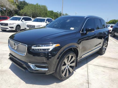 2024 Volvo XC90 Recharge Plug-In Hybrid T8 Ultimate Bright Theme 7-Seater