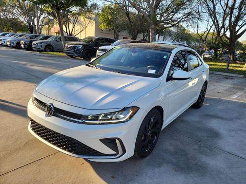 2025 Volkswagen Jetta 1.5T SE
