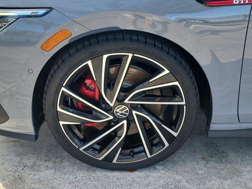 2024 Volkswagen Golf GTI 2.0T Autobahn