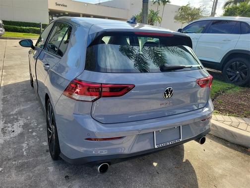 2024 Volkswagen Golf GTI 2.0T Autobahn