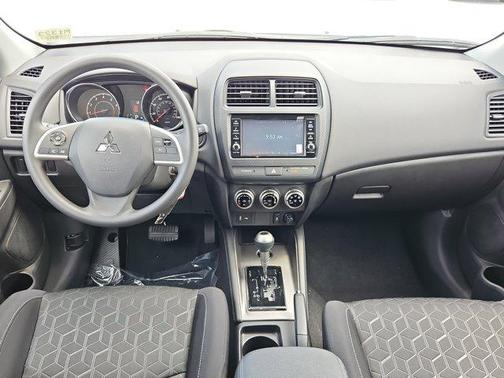 2025 Mitsubishi Outlander Sport 2.0 ES