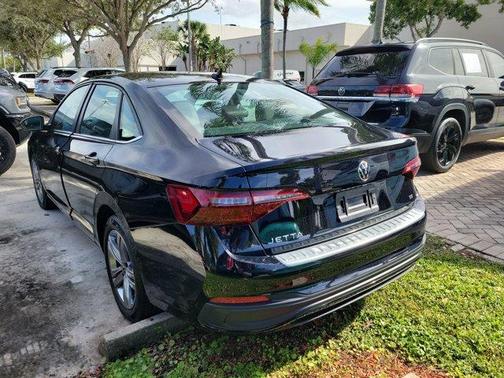2023 Volkswagen Jetta 1.5T SE