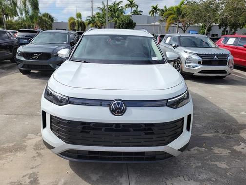 2025 Volkswagen Tiguan 2.0T SE