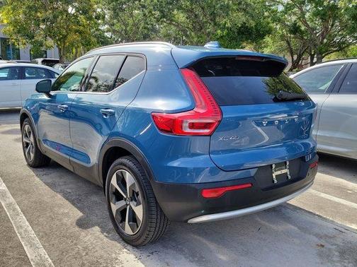 Blue Metallic 2024 Volvo XC40 B5 Plus Bright Theme