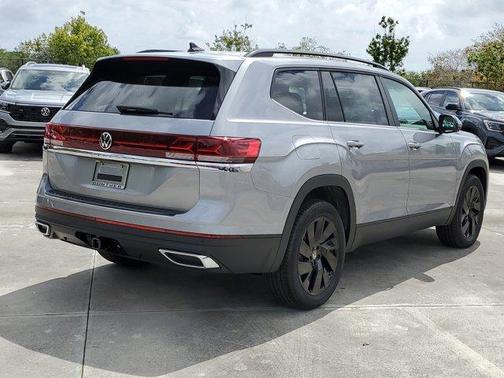 2025 Volkswagen Atlas 2.0T SE w/Technology