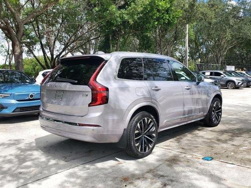 2026 Volvo XC90 B5 Plus 7-Seater
