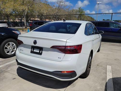 2023 Volkswagen Jetta 1.5T SE