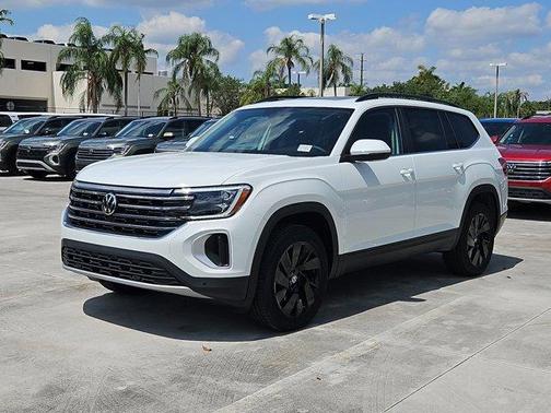 2025 Volkswagen Atlas 2.0T SE w/Technology