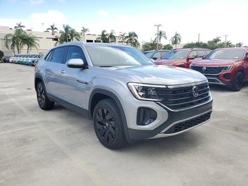 2025 Volkswagen Atlas Cross Sport 2.0T SE w/Technology