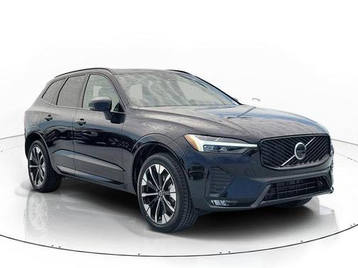 Onyx Black Metallic 2026 Volvo XC60 B5 Plus