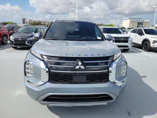 2025 Mitsubishi Outlander SEL