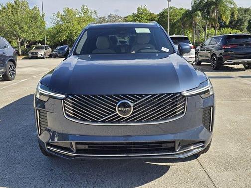 2026 Volvo XC90 B6 Plus 7-Seater