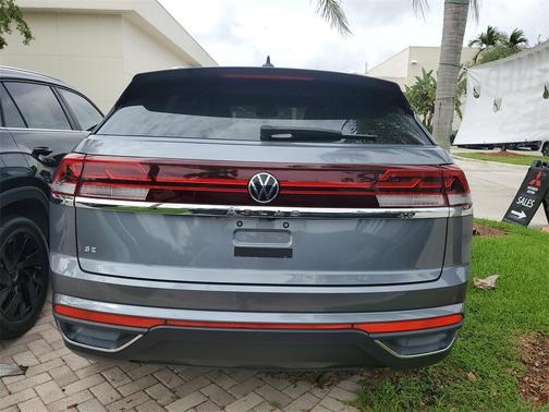 2024 Volkswagen Atlas Cross Sport 2.0T SE