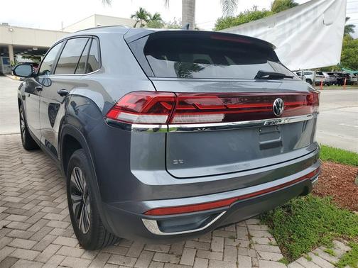 2024 Volkswagen Atlas Cross Sport 2.0T SE