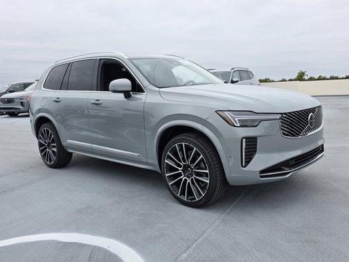 2026 Volvo XC90 B6 Plus 7-Seater